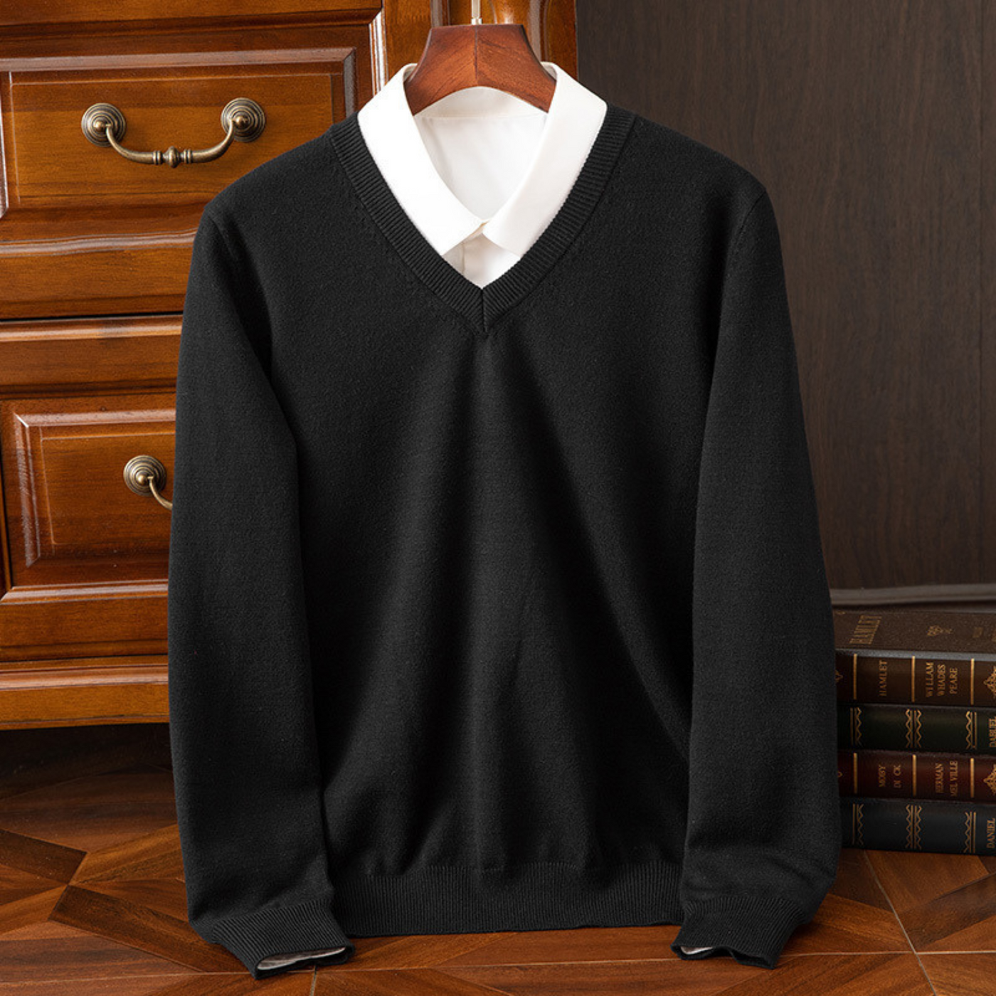 Evander - V-Neck Jumper