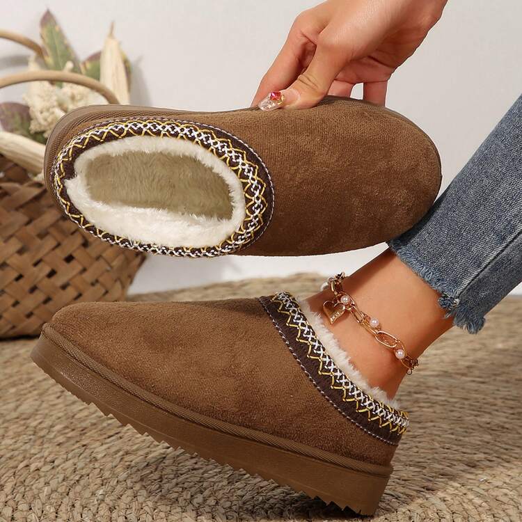 Joanne – Cozy Boot Slippers