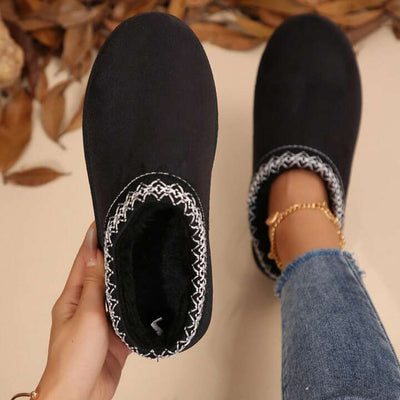 Joanne – Cozy Boot Slippers