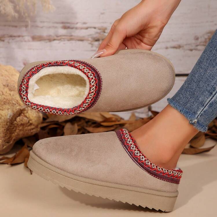Joanne – Cozy Boot Slippers