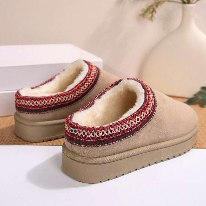 Joanne – Cozy Boot Slippers