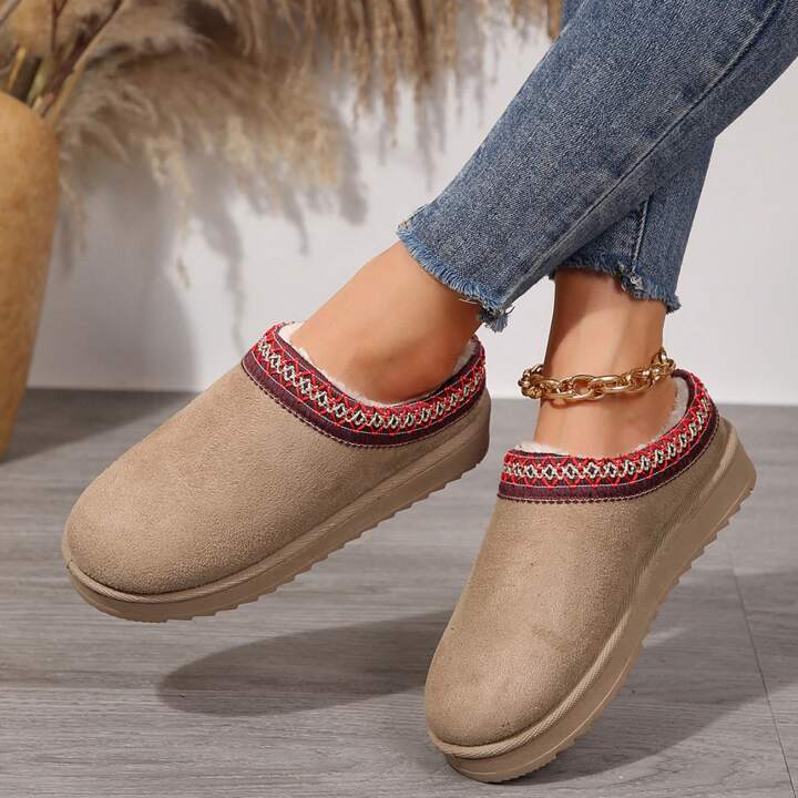 Joanne – Cozy Boot Slippers