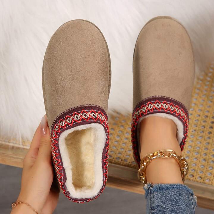 Joanne – Cozy Boot Slippers
