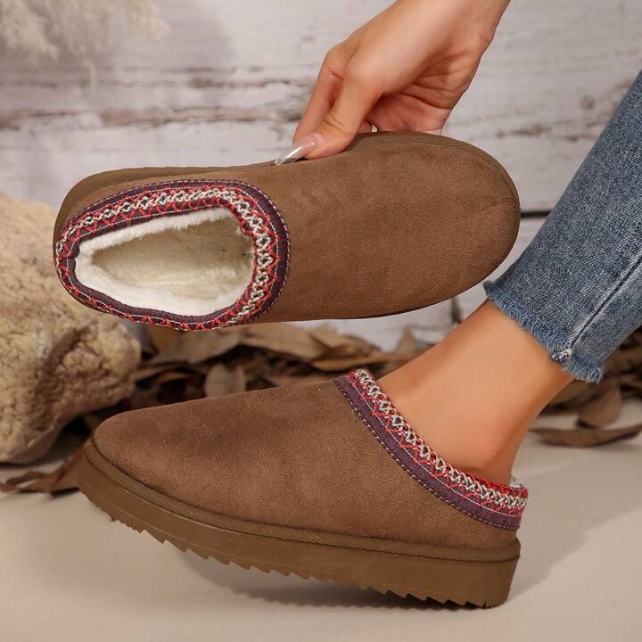Joanne – Cozy Boot Slippers