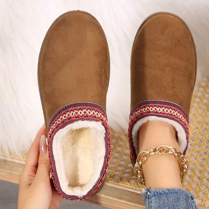 Joanne – Cozy Boot Slippers
