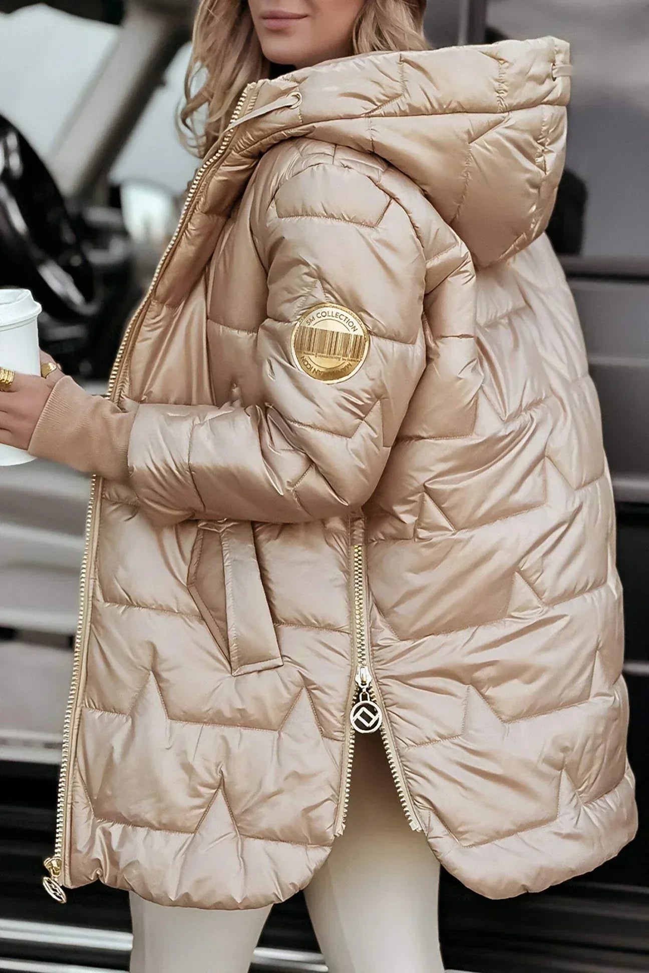 Ava | Elegant winter coat with hood and padding